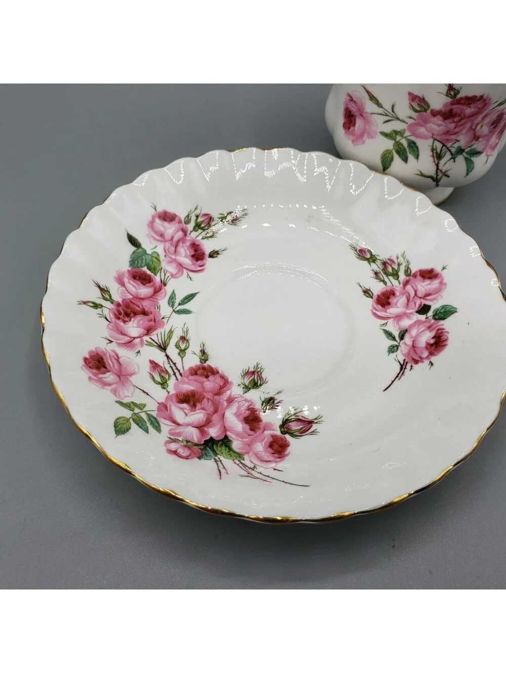 VTG Royal Albert Teacup & Saucer Pink Cabbage Roses Bone China England Gold
